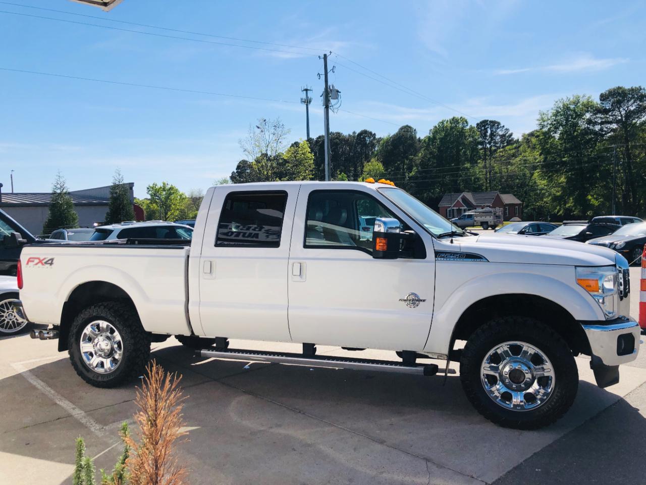 Ford Super Duty F-250 SRW 4WD Crew Cab 172" Lariat 2015