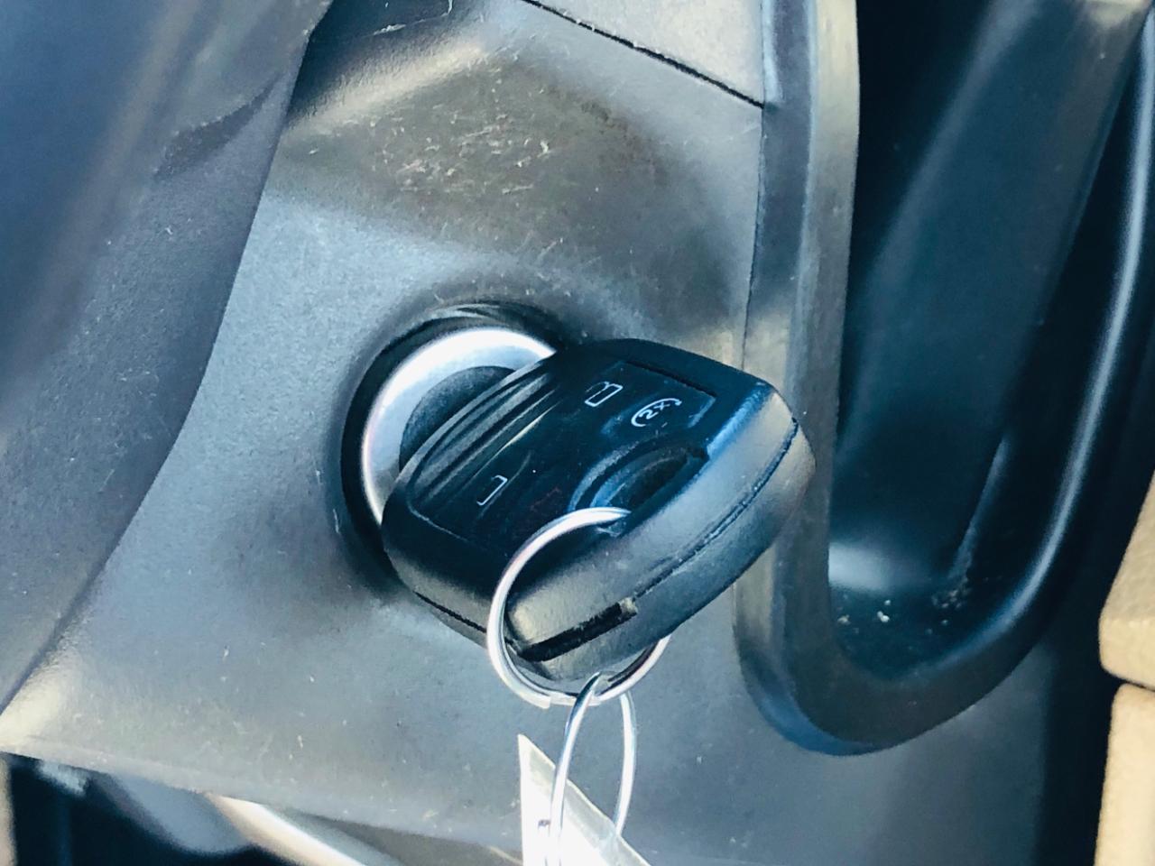 Ford Super Duty F-250 SRW 4WD Crew Cab 172" Lariat 2015