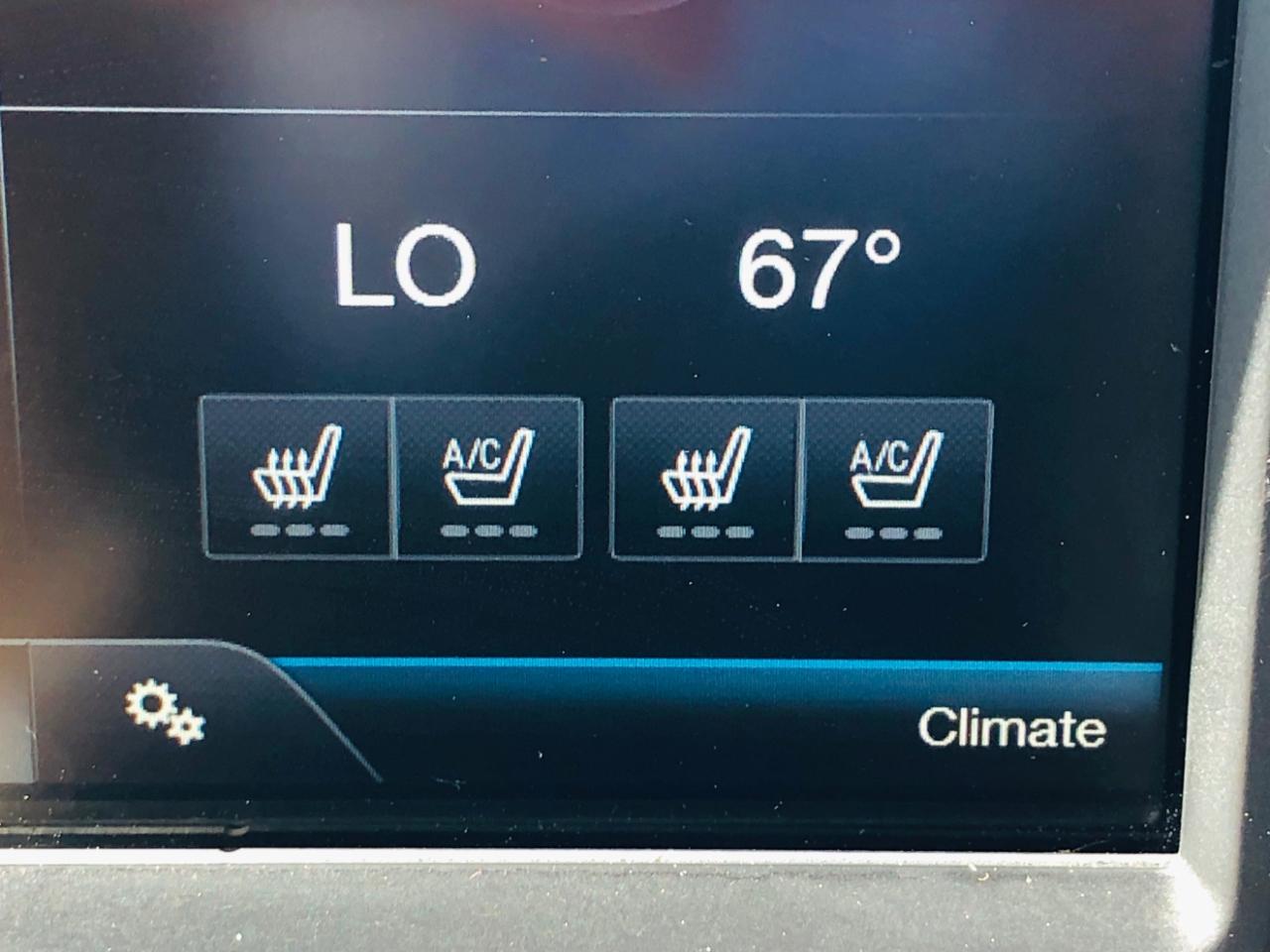 Ford Super Duty F-250 SRW 4WD Crew Cab 172" Lariat 2015