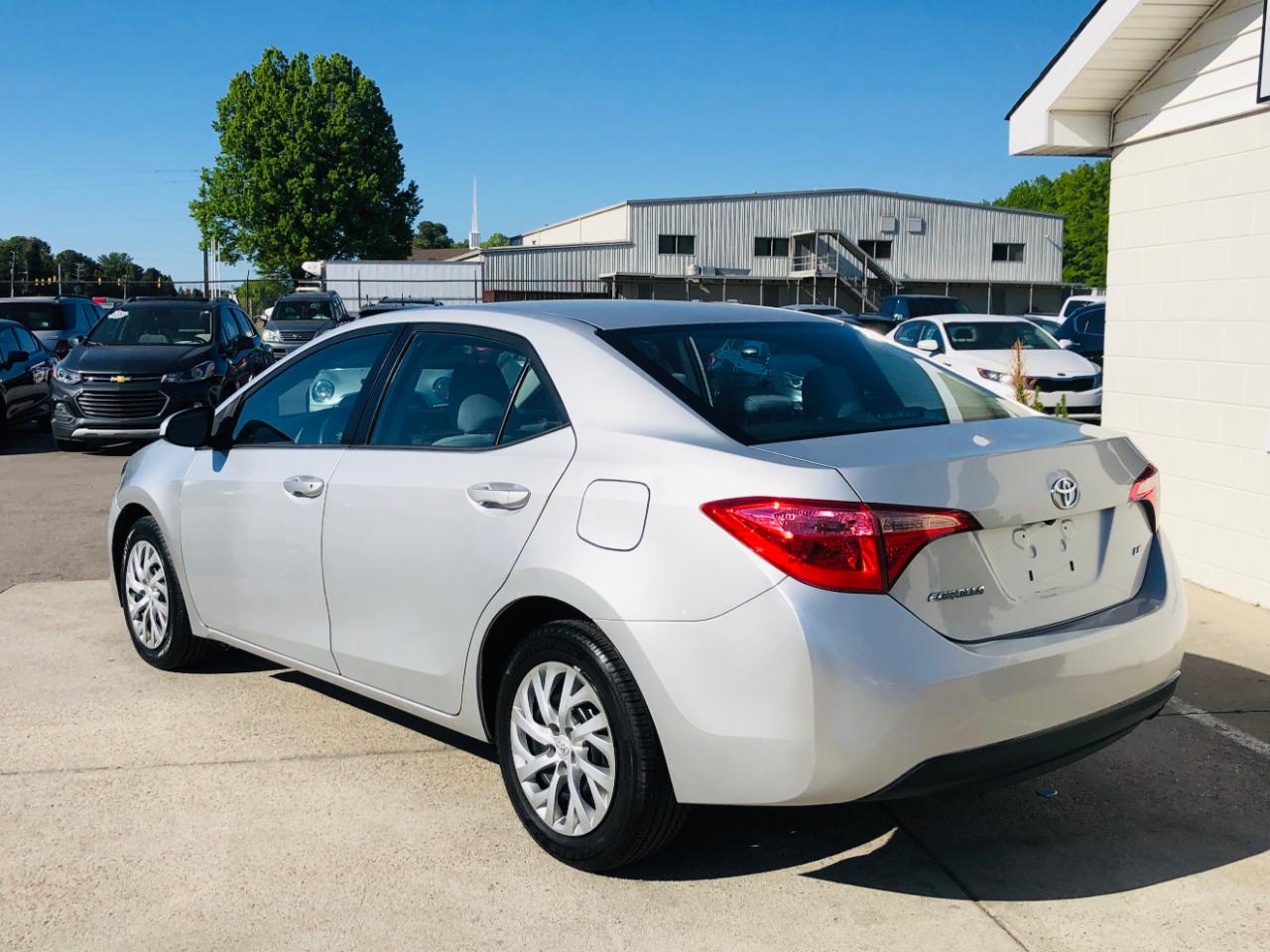 Toyota Corolla 50th Anniversary Special Edition CVT (Natl) 2017