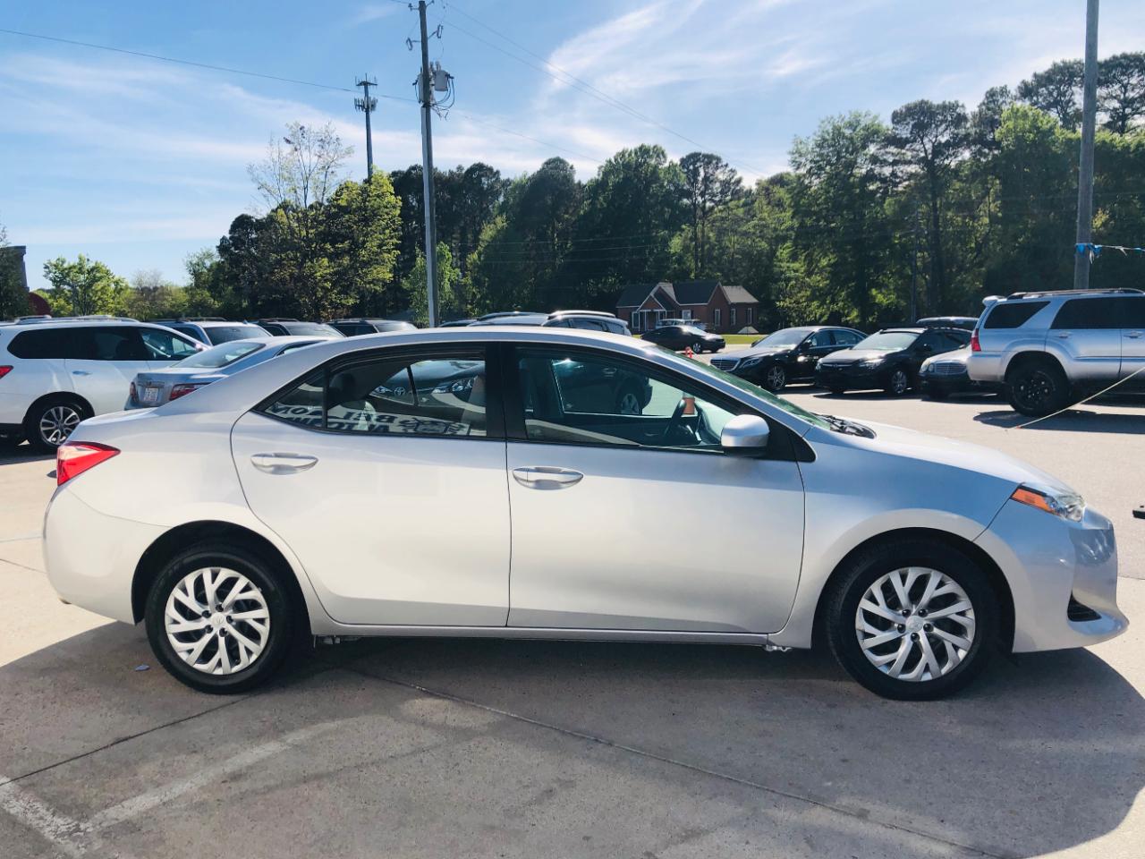 Toyota Corolla 50th Anniversary Special Edition CVT (Natl) 2017
