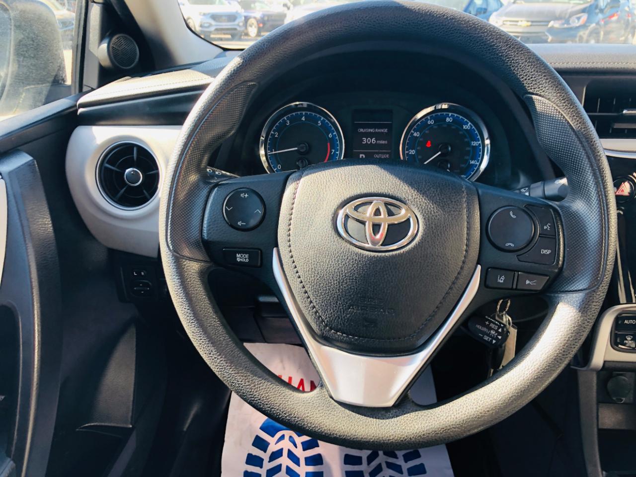 Toyota Corolla 50th Anniversary Special Edition CVT (Natl) 2017