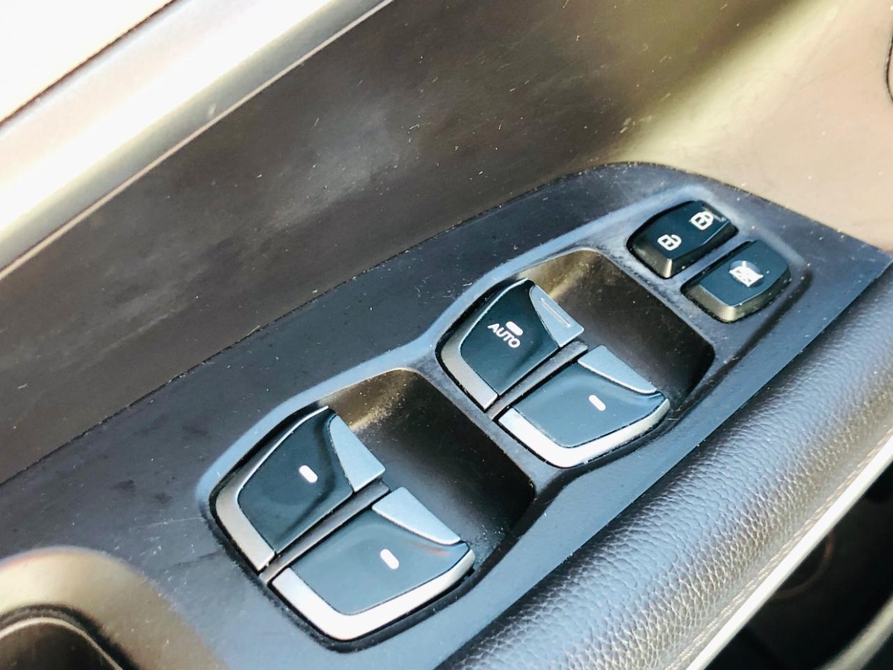 Hyundai Santa Fe Sport FWD 4dr 2.4 2014