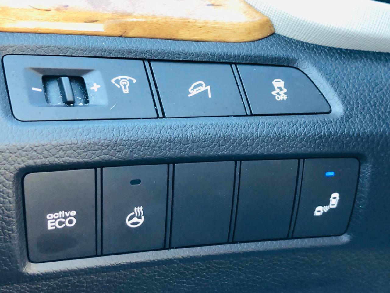 Hyundai Santa Fe Sport FWD 4dr 2.4 2014