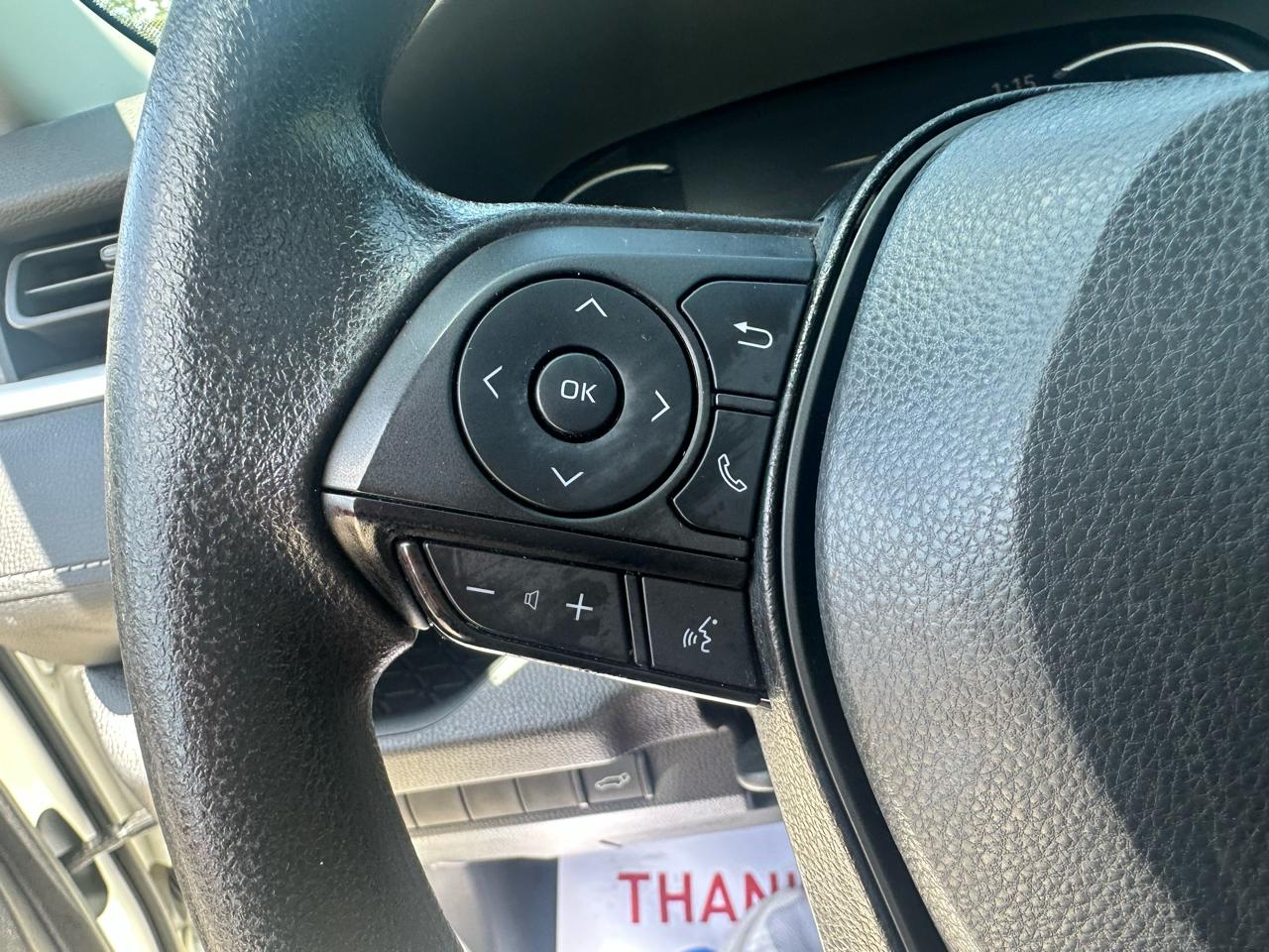 Toyota RAV4 XLE FWD (Natl) 2025