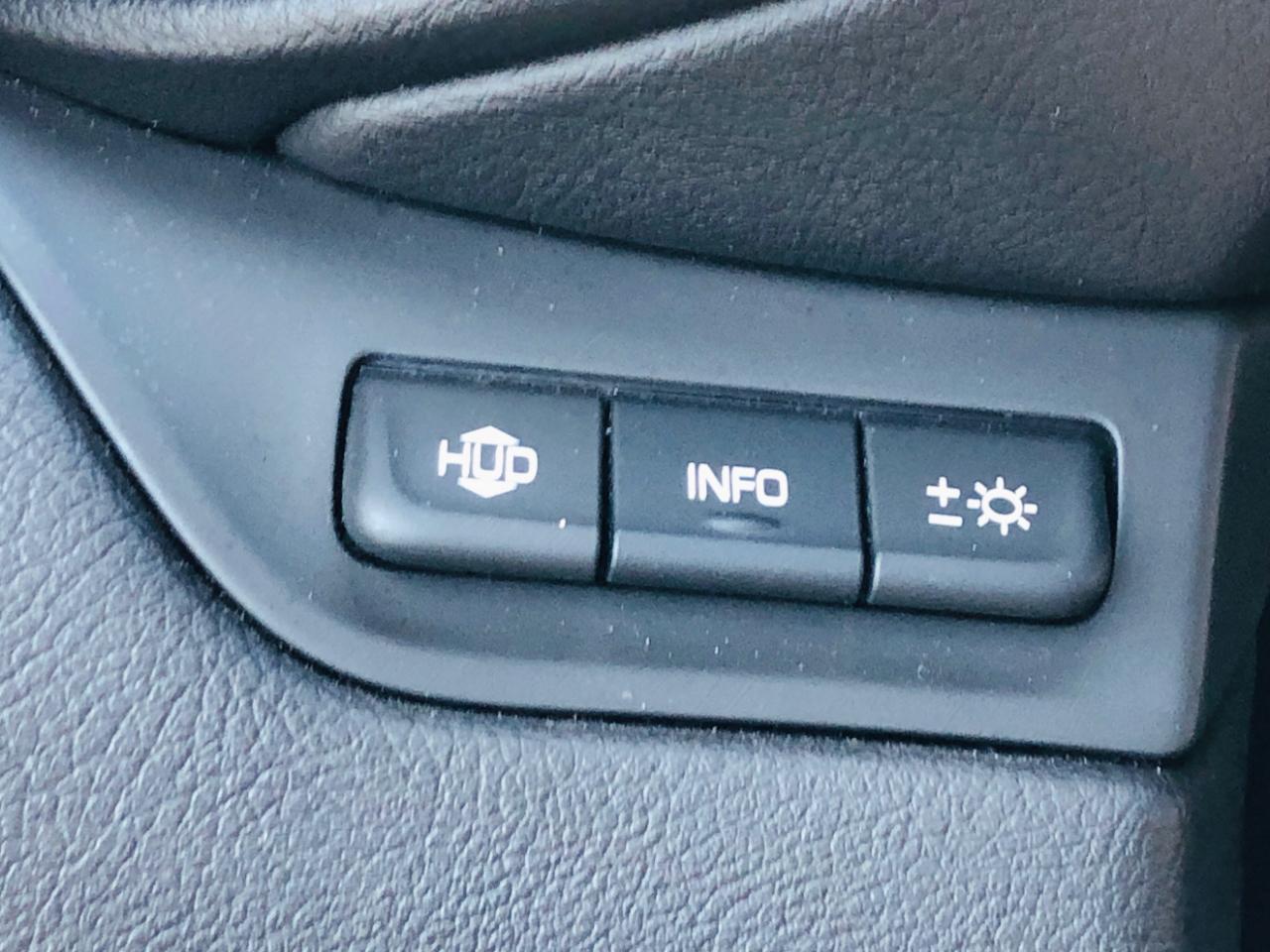 Cadillac Escalade ESV 4WD 4dr Luxury 2018