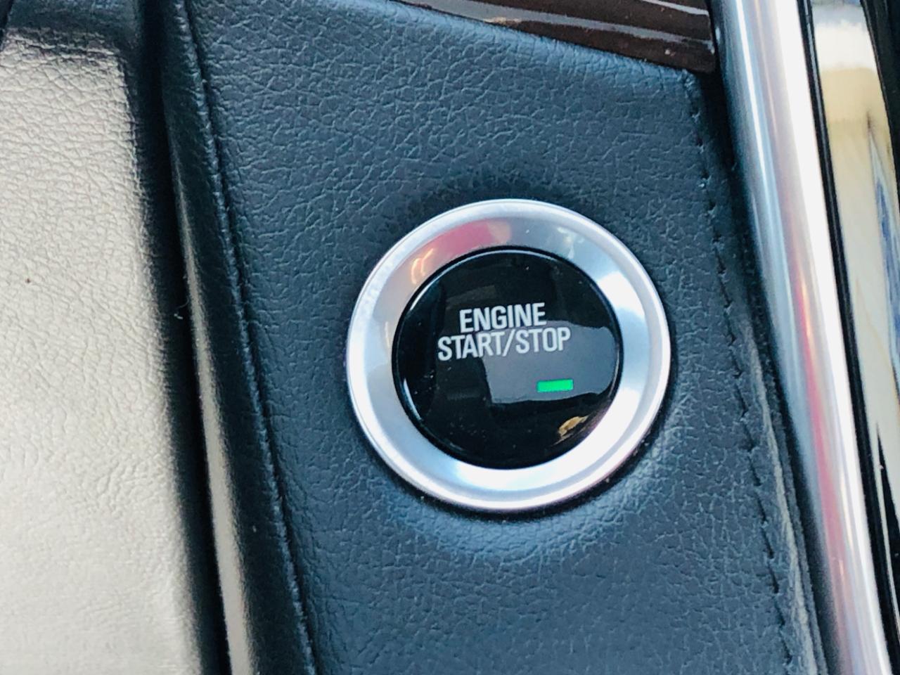 Cadillac Escalade ESV 4WD 4dr Luxury 2018