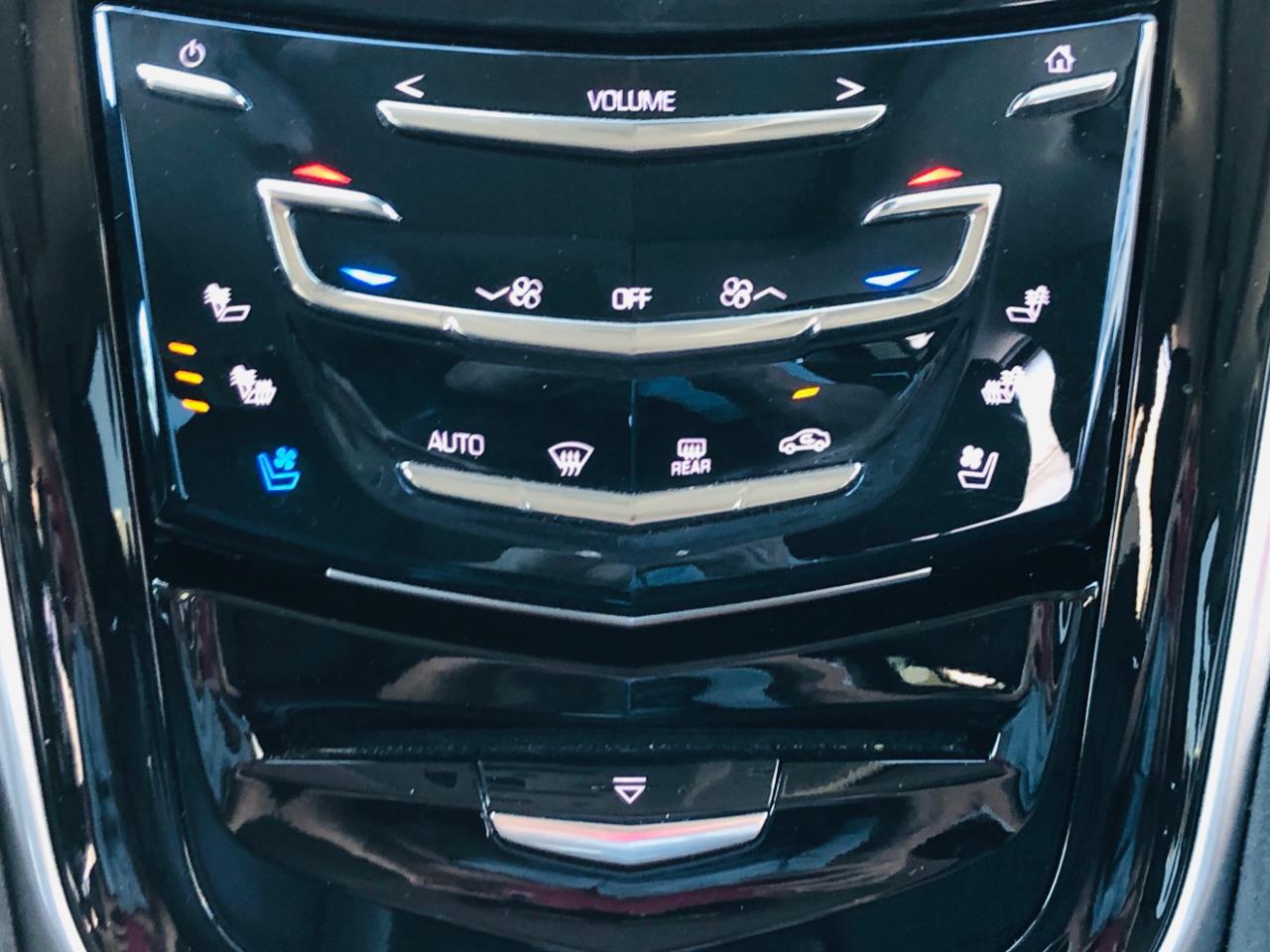 Cadillac Escalade ESV 4WD 4dr Luxury 2018