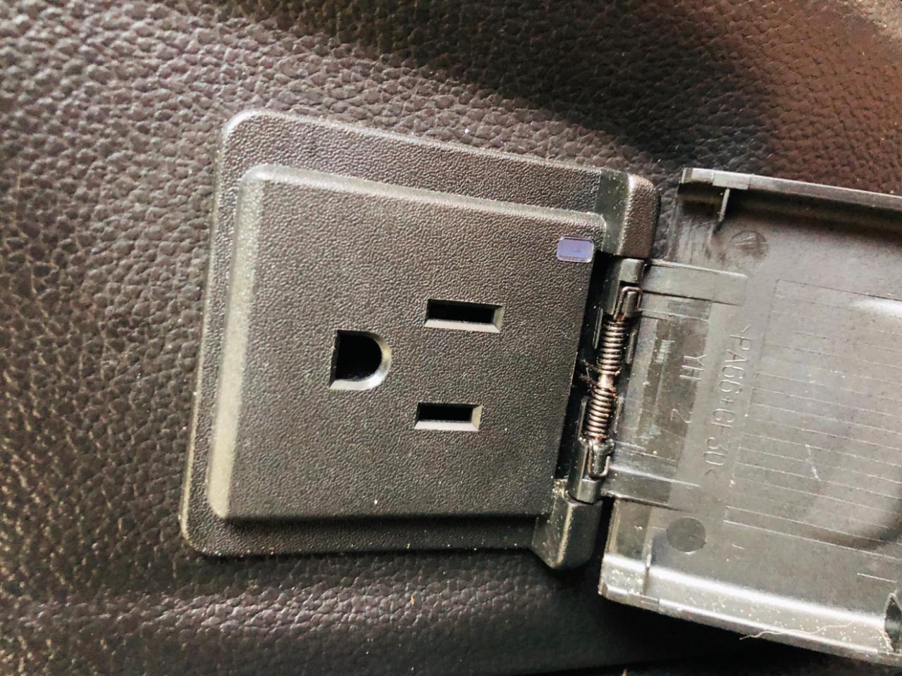 Cadillac Escalade ESV 4WD 4dr Luxury 2018