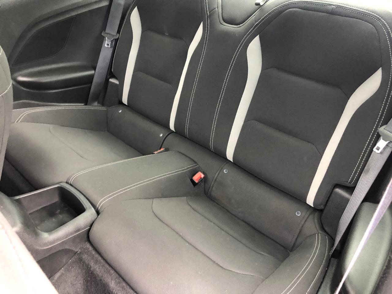 Chevrolet Camaro 2dr Cpe 1LT 2018