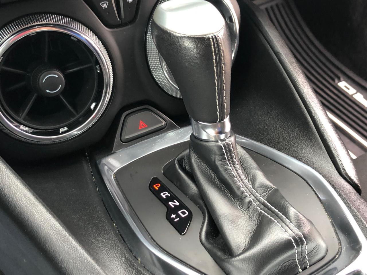 Chevrolet Camaro 2dr Cpe 1LT 2018