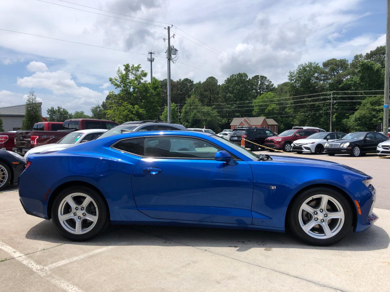 Chevrolet Camaro 2dr Cpe 1LT 2018