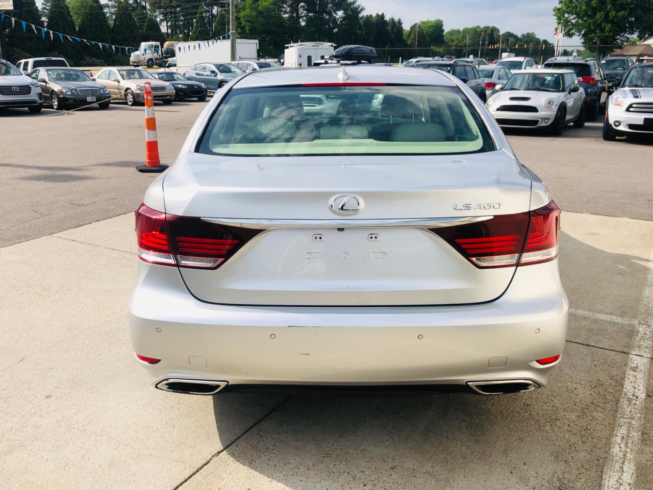 Lexus LS 460 4dr Sdn RWD 2016