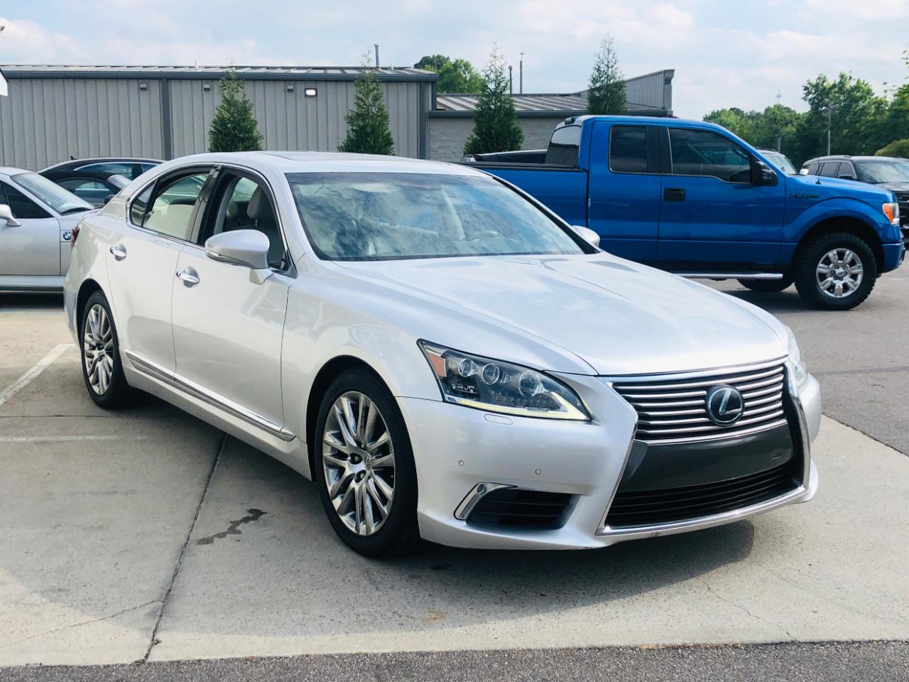 Lexus LS 460 4dr Sdn RWD 2016