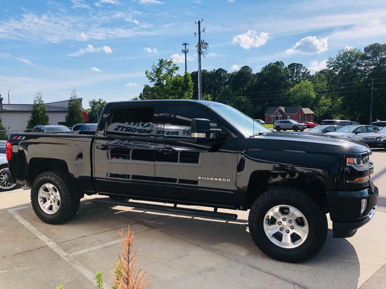 Chevrolet Silverado 1500 LT Z71 Crew Cab 4WD 2018