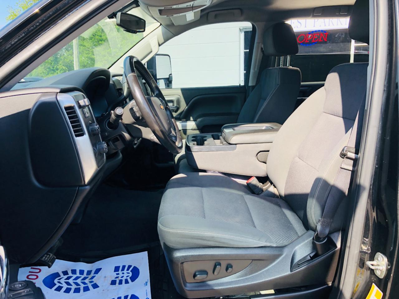 Chevrolet Silverado 1500 LT Z71 Crew Cab 4WD 2018