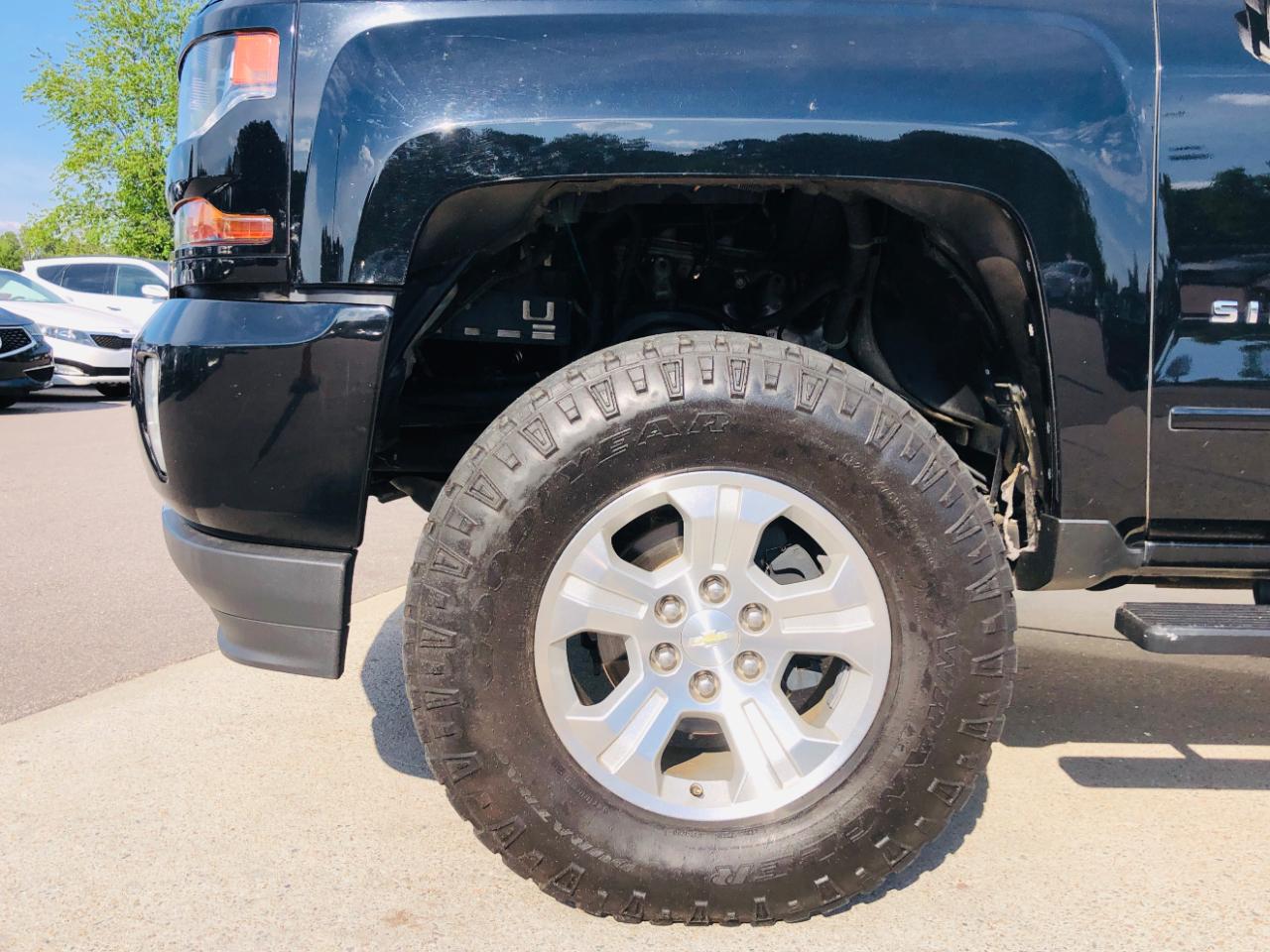 Chevrolet Silverado 1500 LT Z71 Crew Cab 4WD 2018