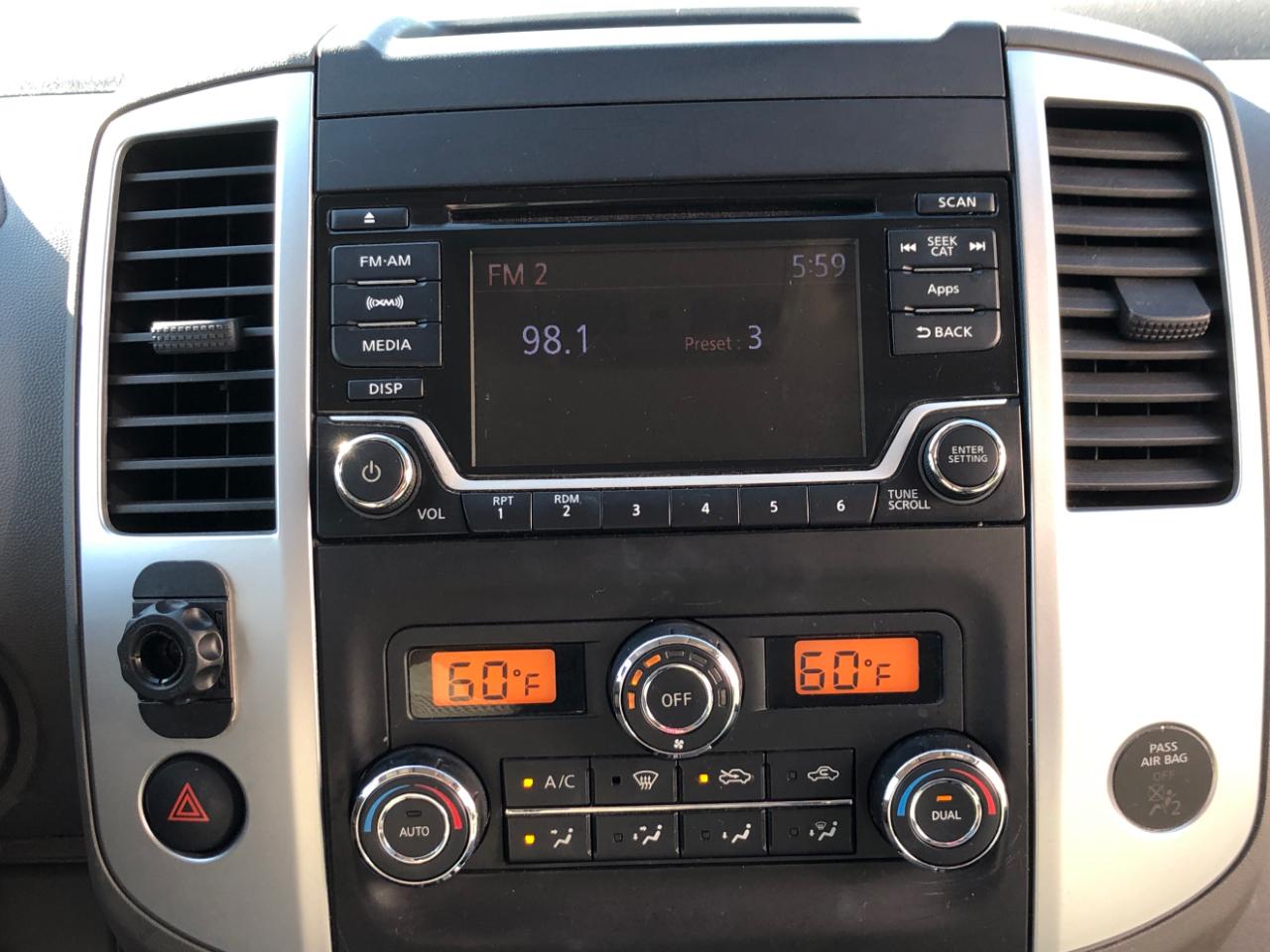 Nissan Frontier 2WD Crew Cab SWB Auto SV 2016