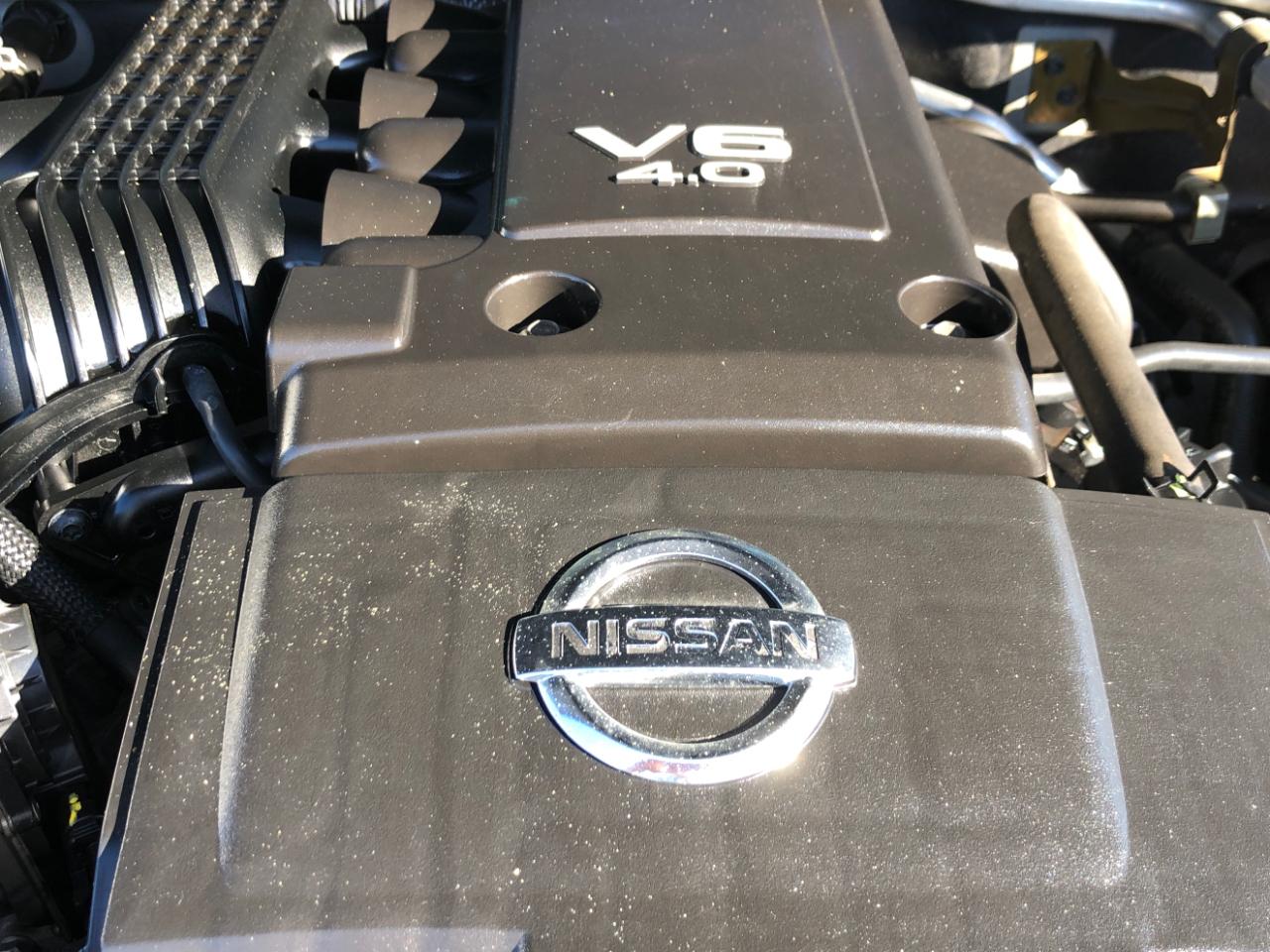 Nissan Frontier 2WD Crew Cab SWB Auto SV 2016