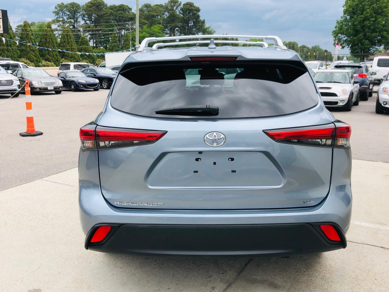 Toyota Highlander XLE FWD (Natl) 2022