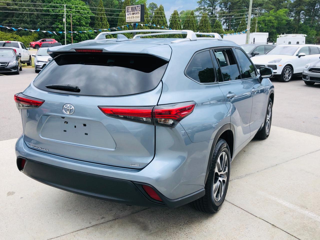 Toyota Highlander XLE FWD (Natl) 2022