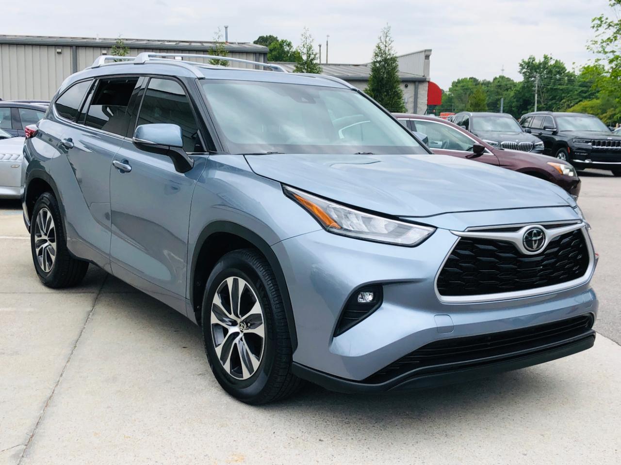 Toyota Highlander XLE FWD (Natl) 2022