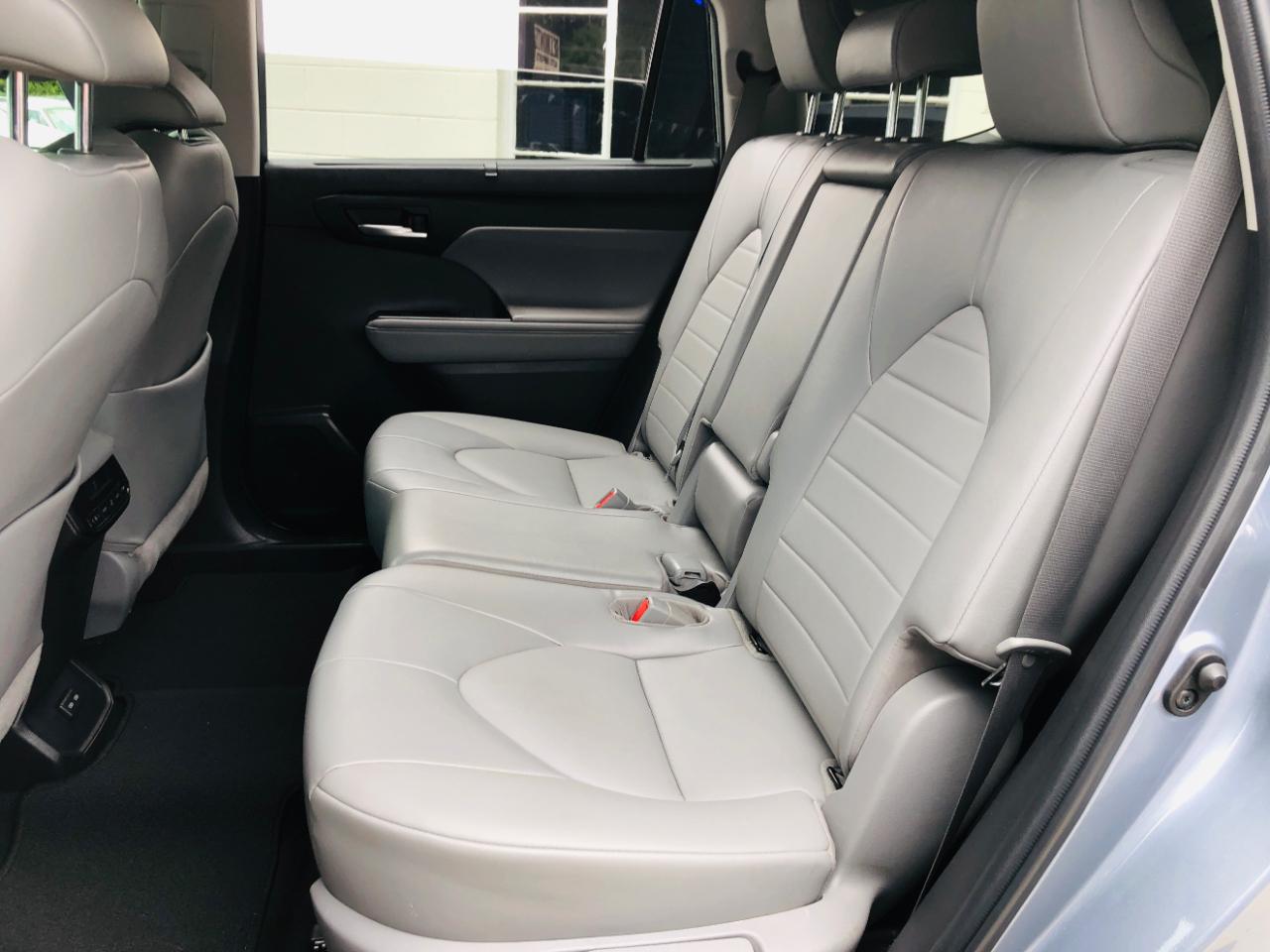 Toyota Highlander XLE FWD (Natl) 2022