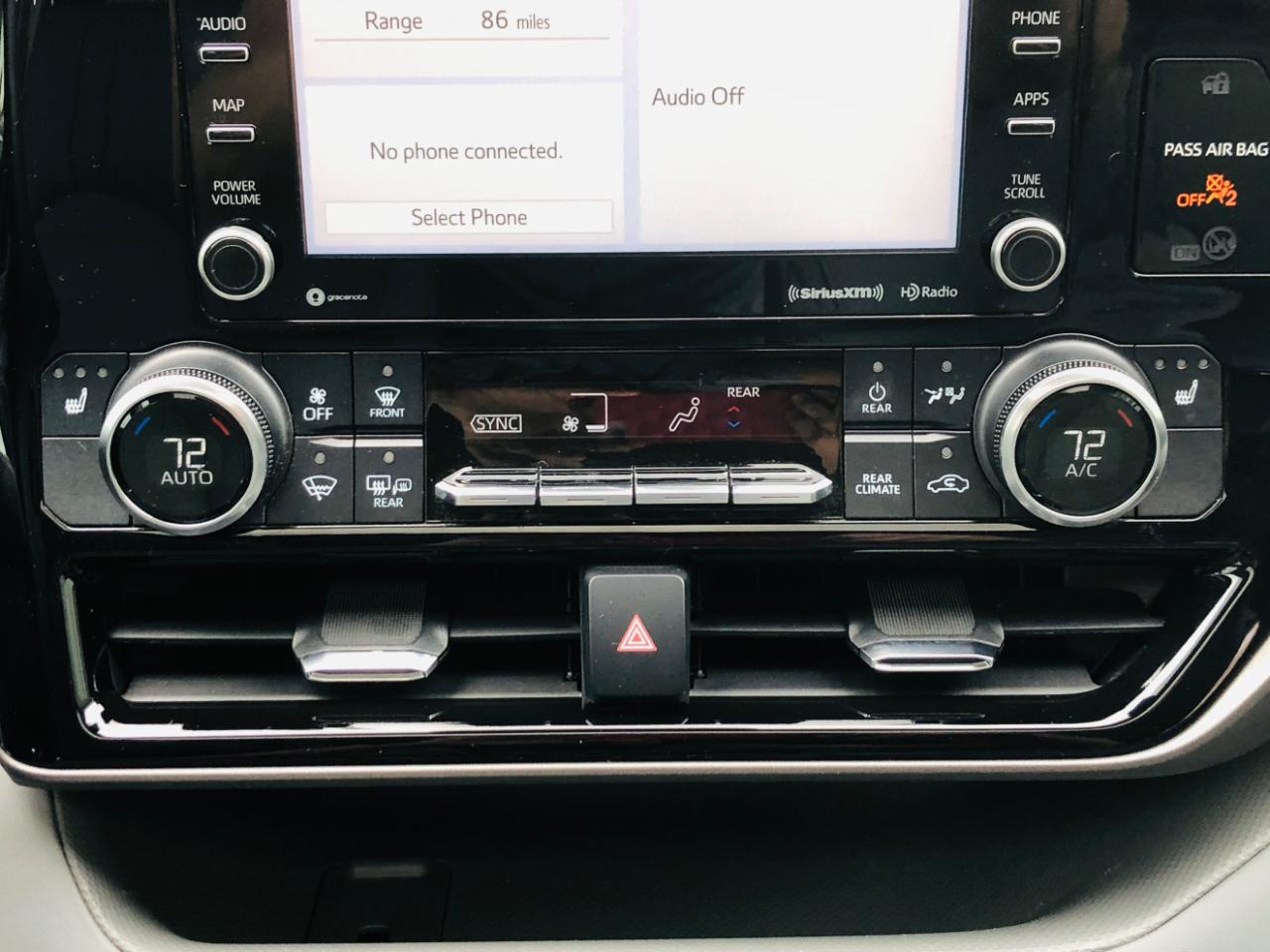 Toyota Highlander XLE FWD (Natl) 2022