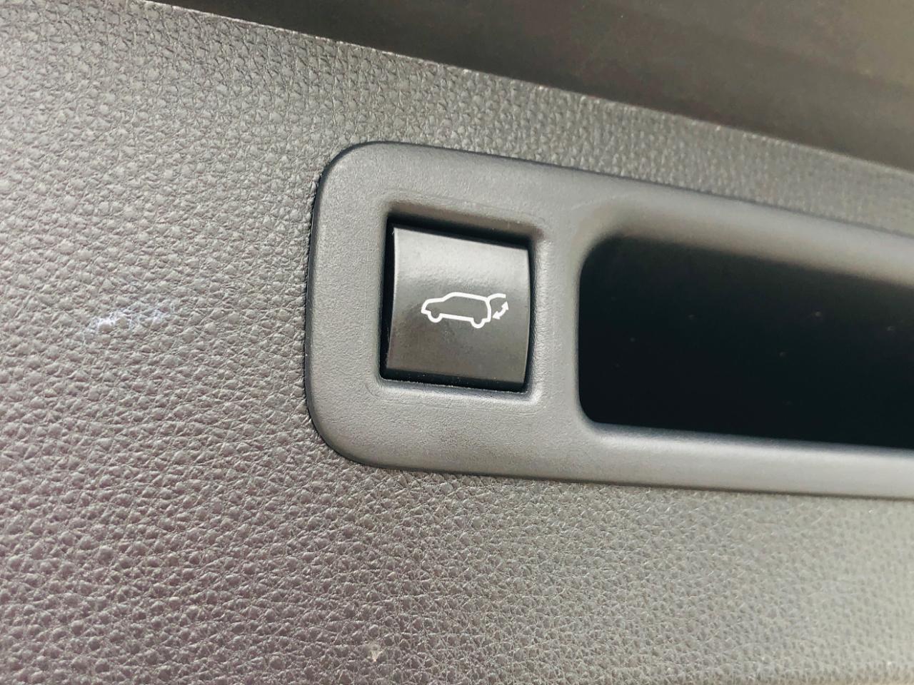 Toyota Highlander XLE FWD (Natl) 2022