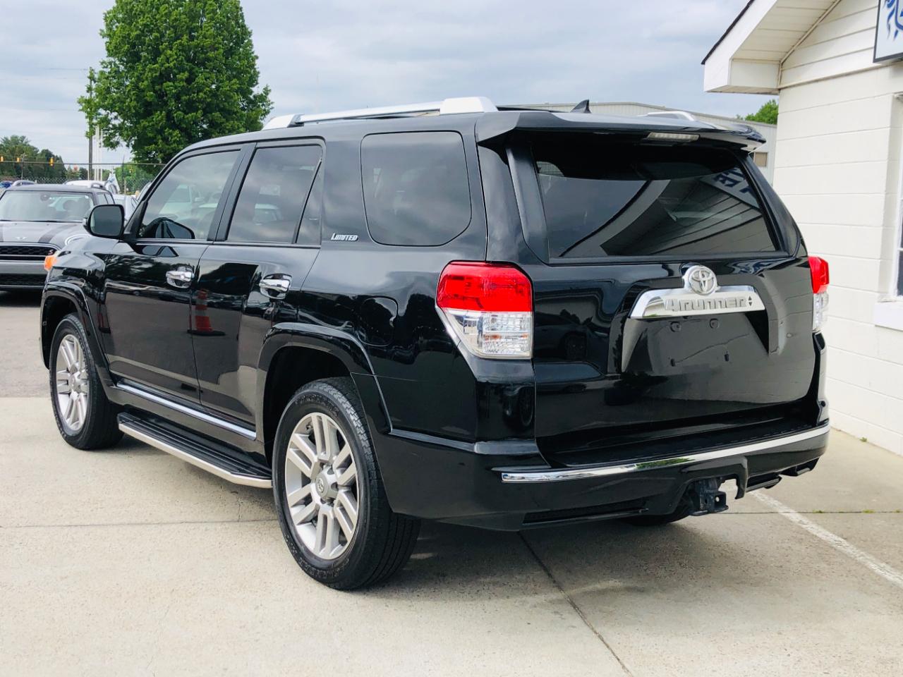 Toyota 4Runner RWD 4dr V6 Limited (Natl) 2012