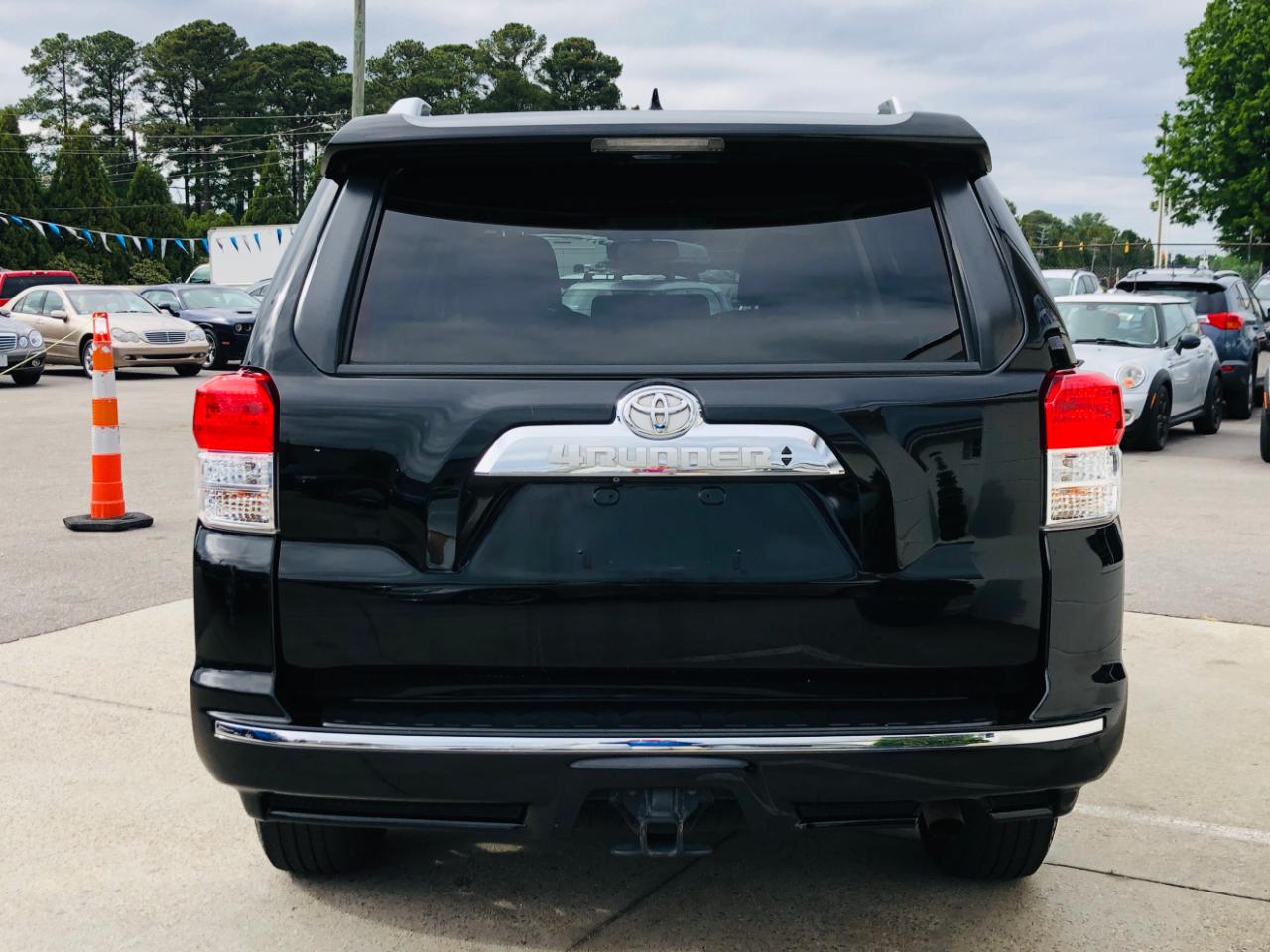 Toyota 4Runner RWD 4dr V6 Limited (Natl) 2012