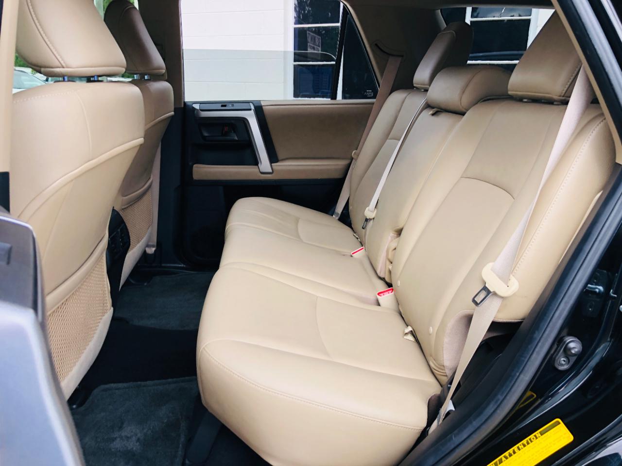 Toyota 4Runner RWD 4dr V6 Limited (Natl) 2012