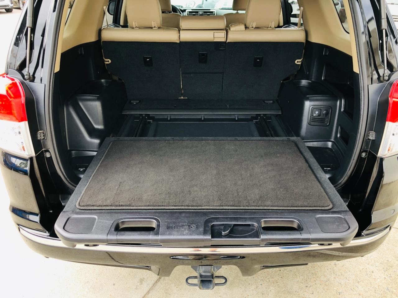 Toyota 4Runner RWD 4dr V6 Limited (Natl) 2012