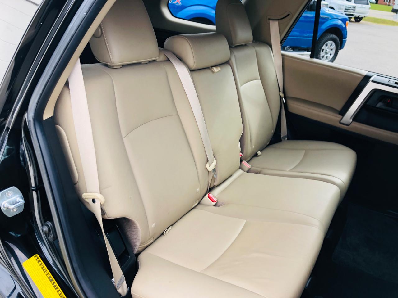 Toyota 4Runner RWD 4dr V6 Limited (Natl) 2012