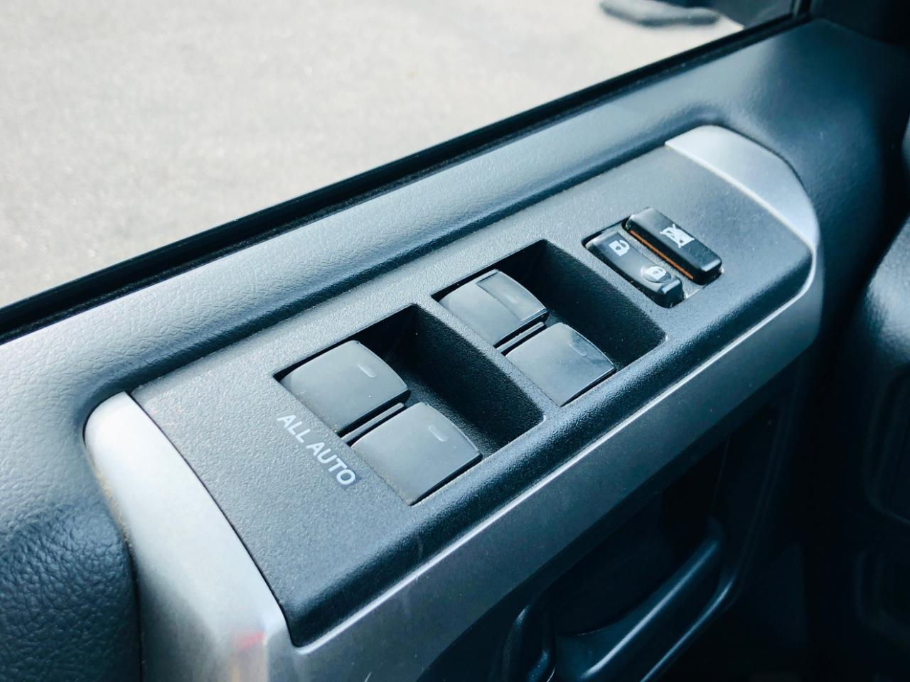 Toyota 4Runner RWD 4dr V6 Limited (Natl) 2012