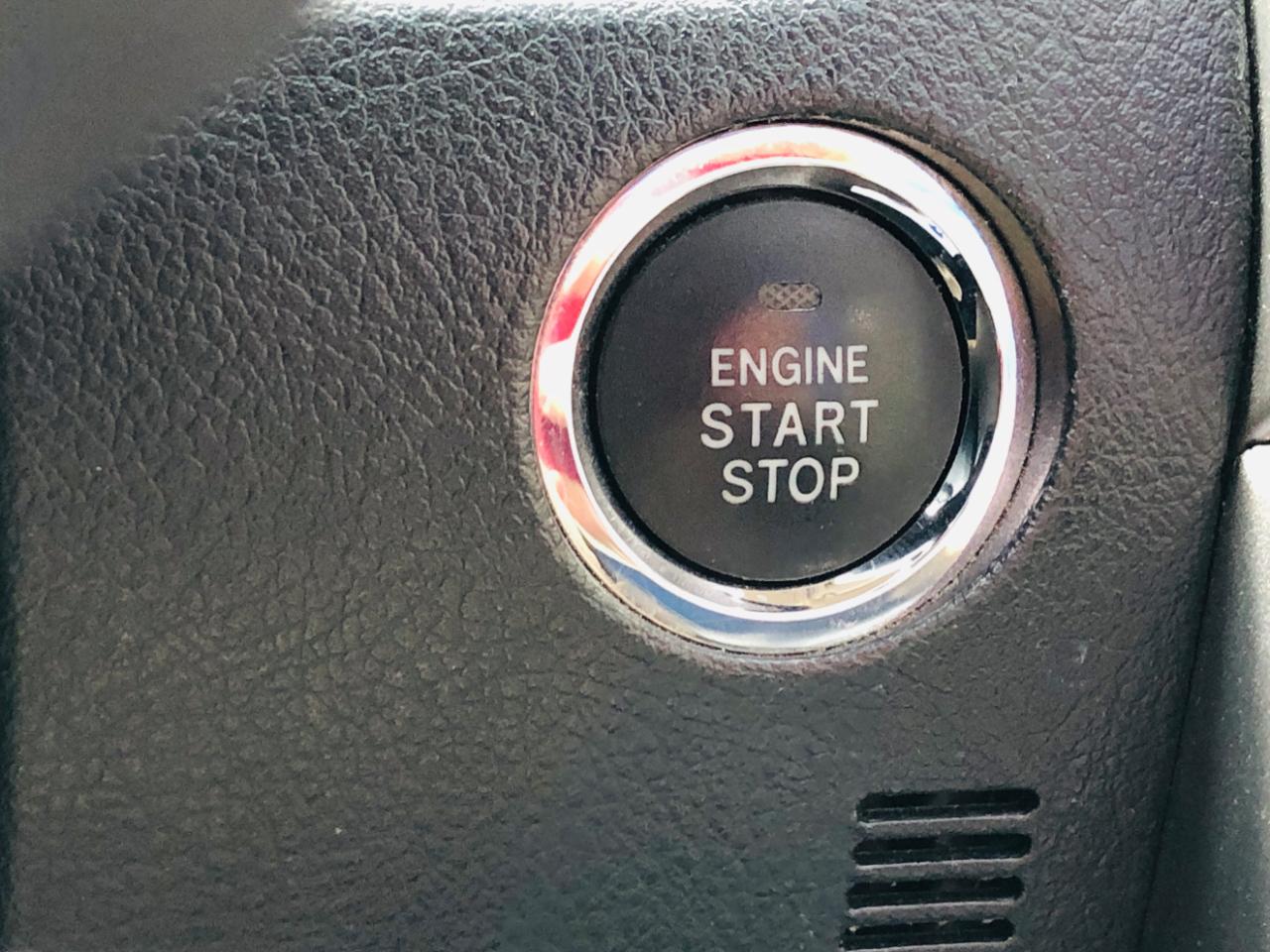 Toyota 4Runner RWD 4dr V6 Limited (Natl) 2012