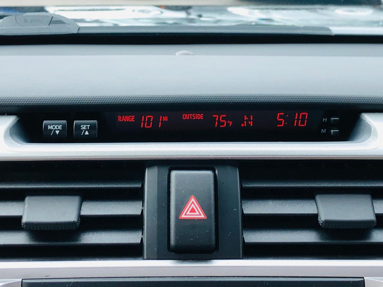 Toyota 4Runner RWD 4dr V6 Limited (Natl) 2012