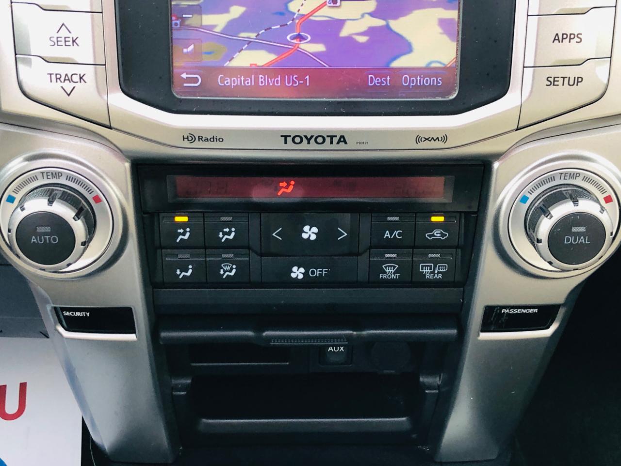 Toyota 4Runner RWD 4dr V6 Limited (Natl) 2012