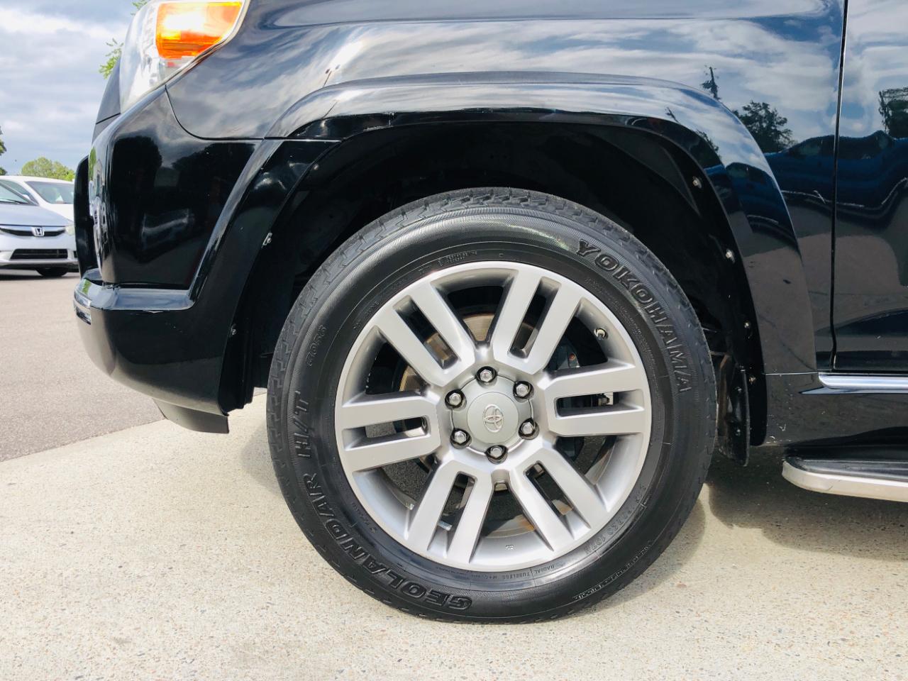 Toyota 4Runner RWD 4dr V6 Limited (Natl) 2012