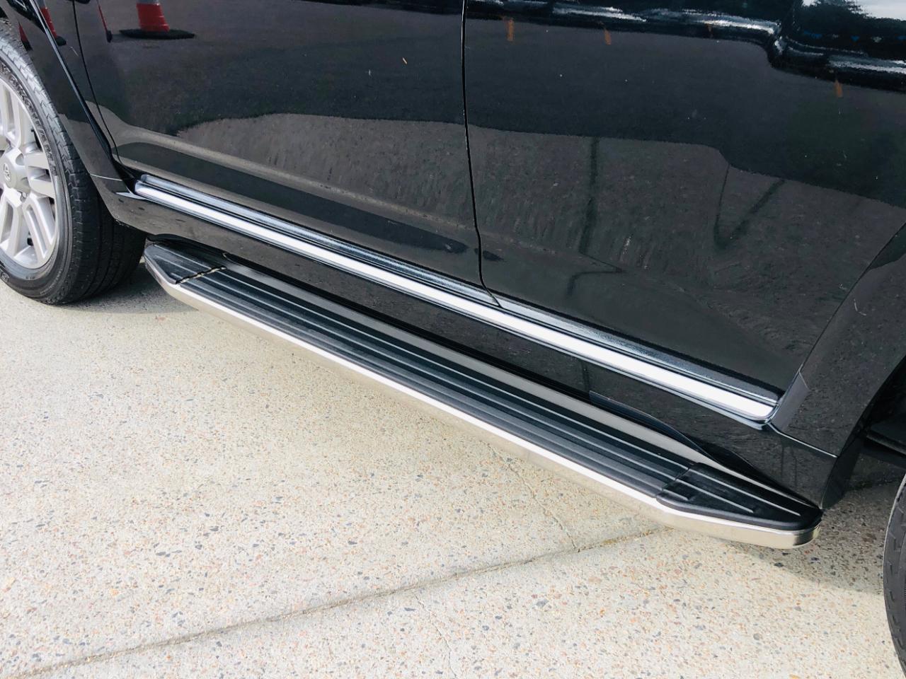 Toyota 4Runner RWD 4dr V6 Limited (Natl) 2012