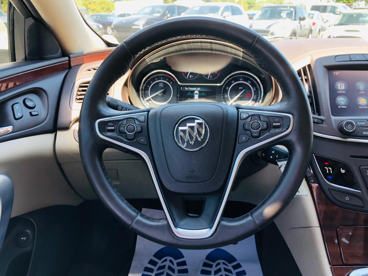 Buick Regal 4dr Sdn Turbo FWD 2015