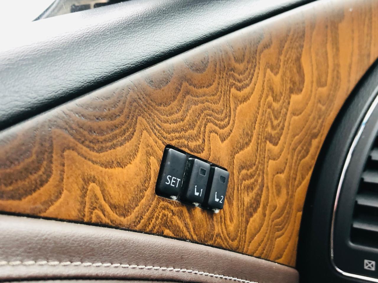 Infiniti QX80 4WD 4dr Limited 2015