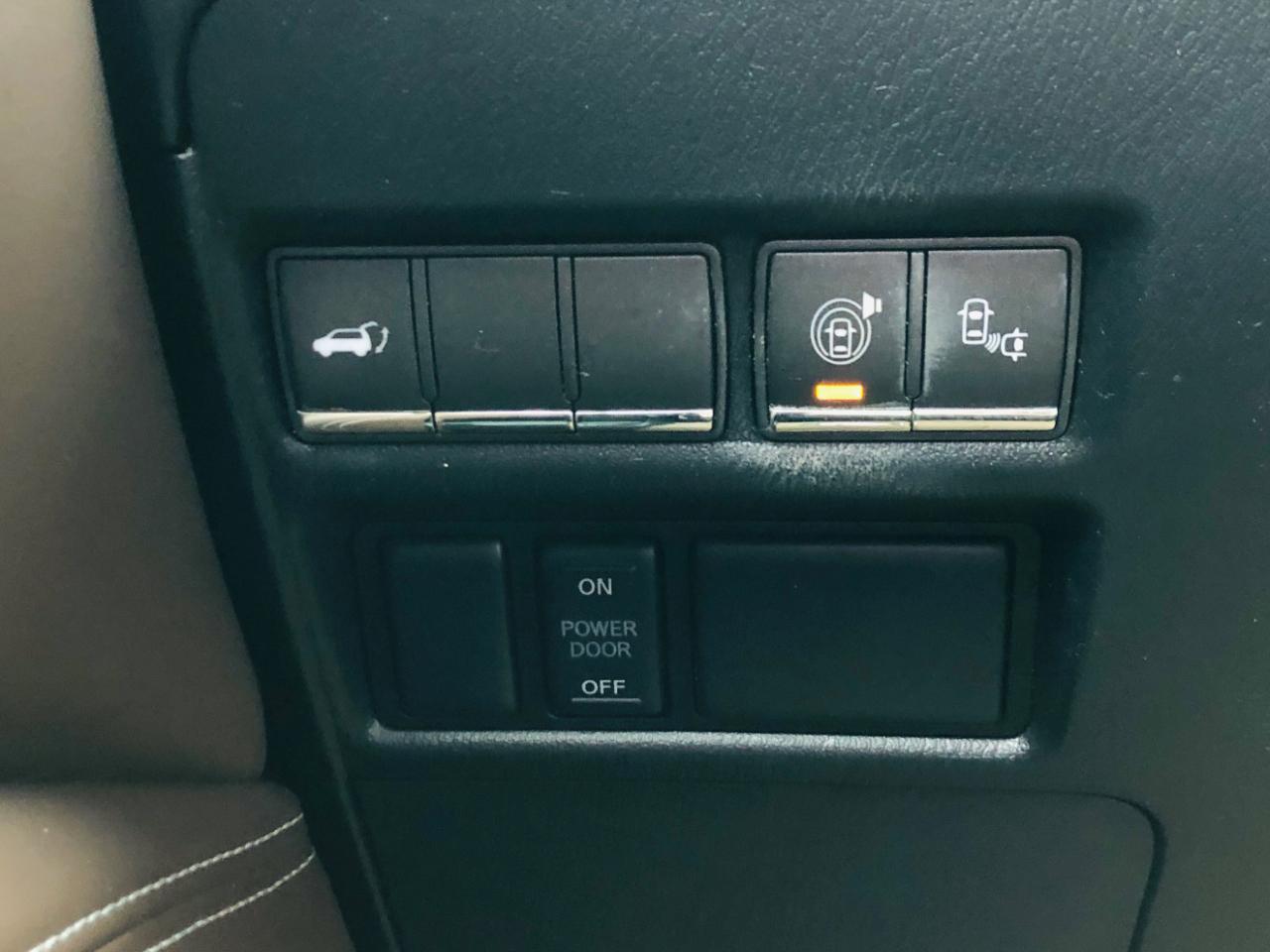 Infiniti QX80 4WD 4dr Limited 2015