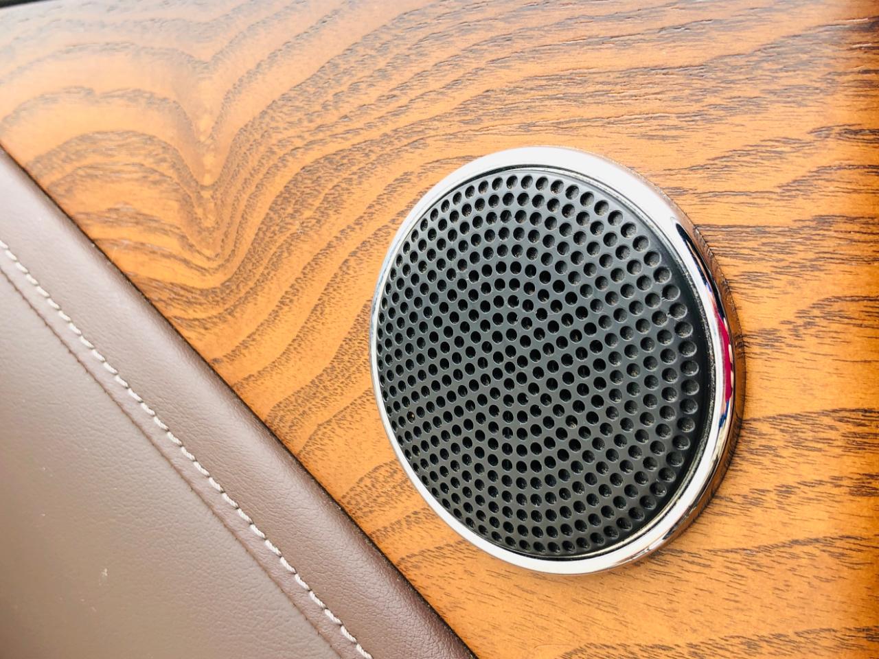 Infiniti QX80 4WD 4dr Limited 2015