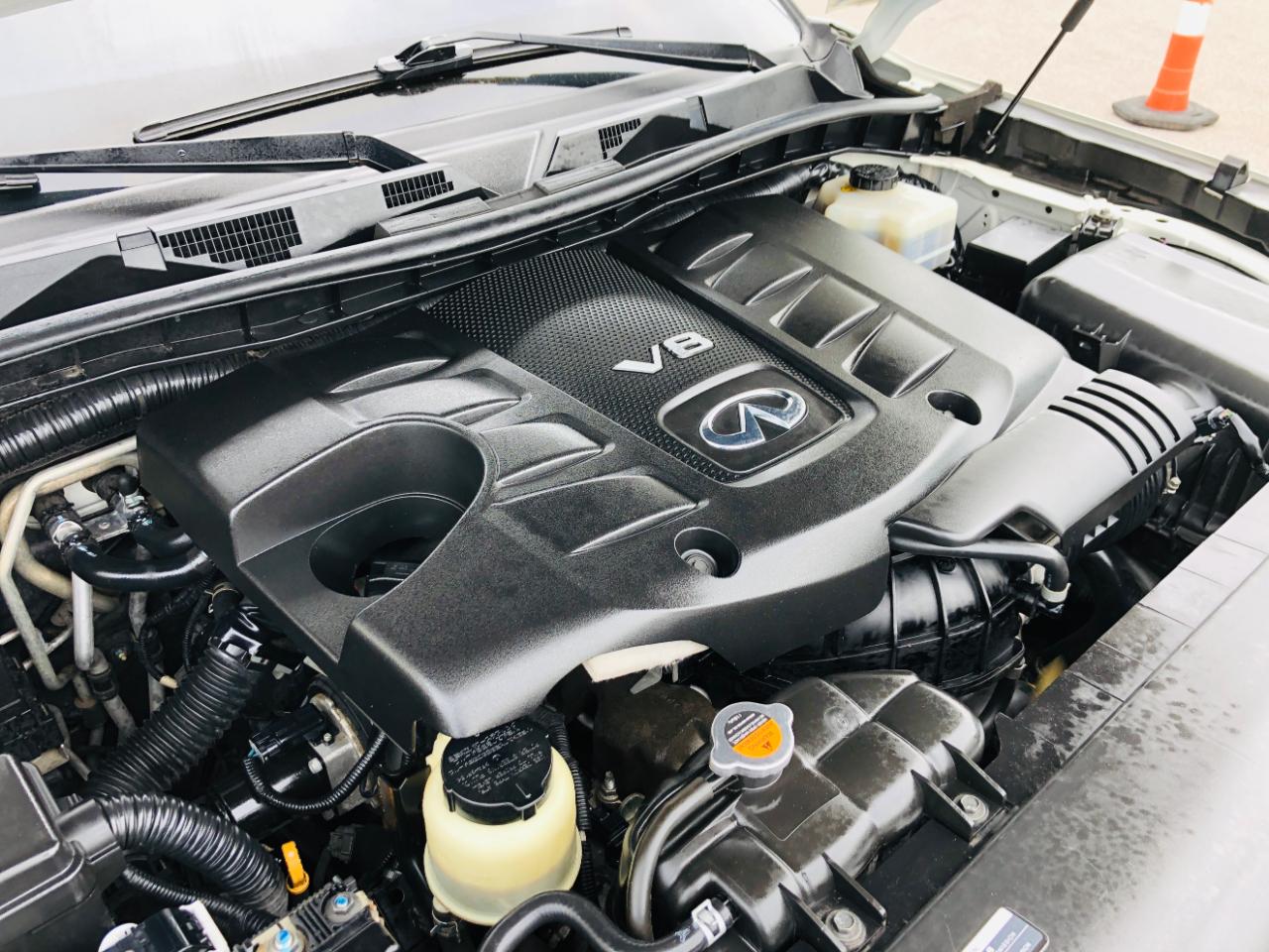 Infiniti QX80 4WD 4dr Limited 2015