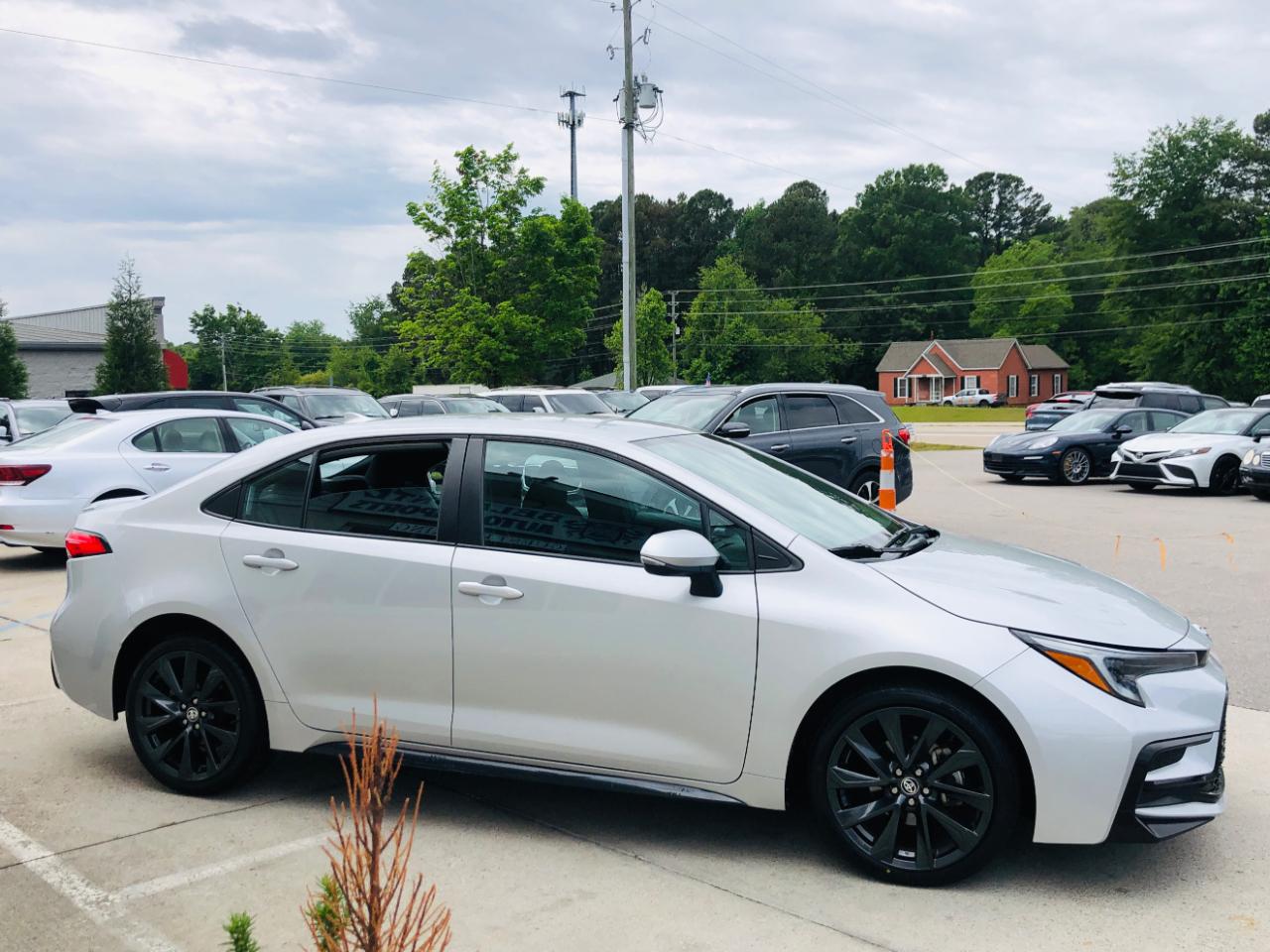 Toyota Corolla SE CVT (Natl) 2023
