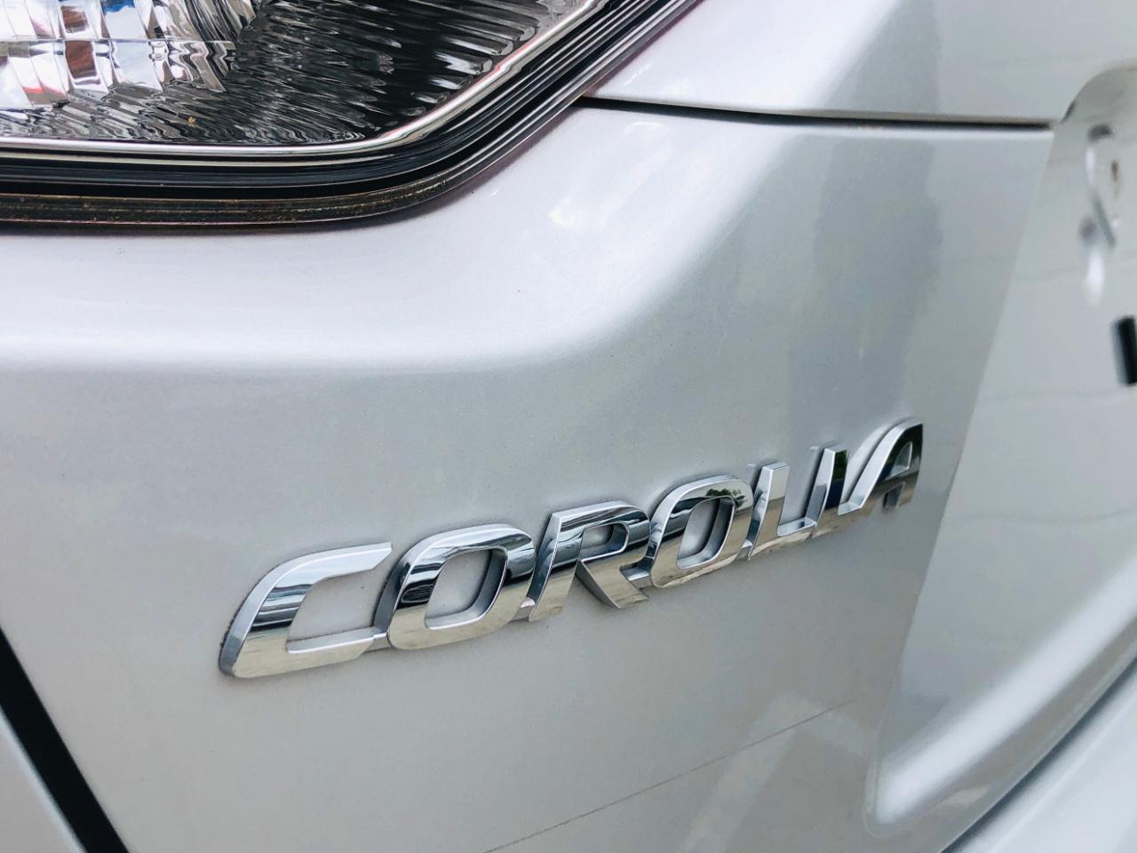 Toyota Corolla SE CVT (Natl) 2023