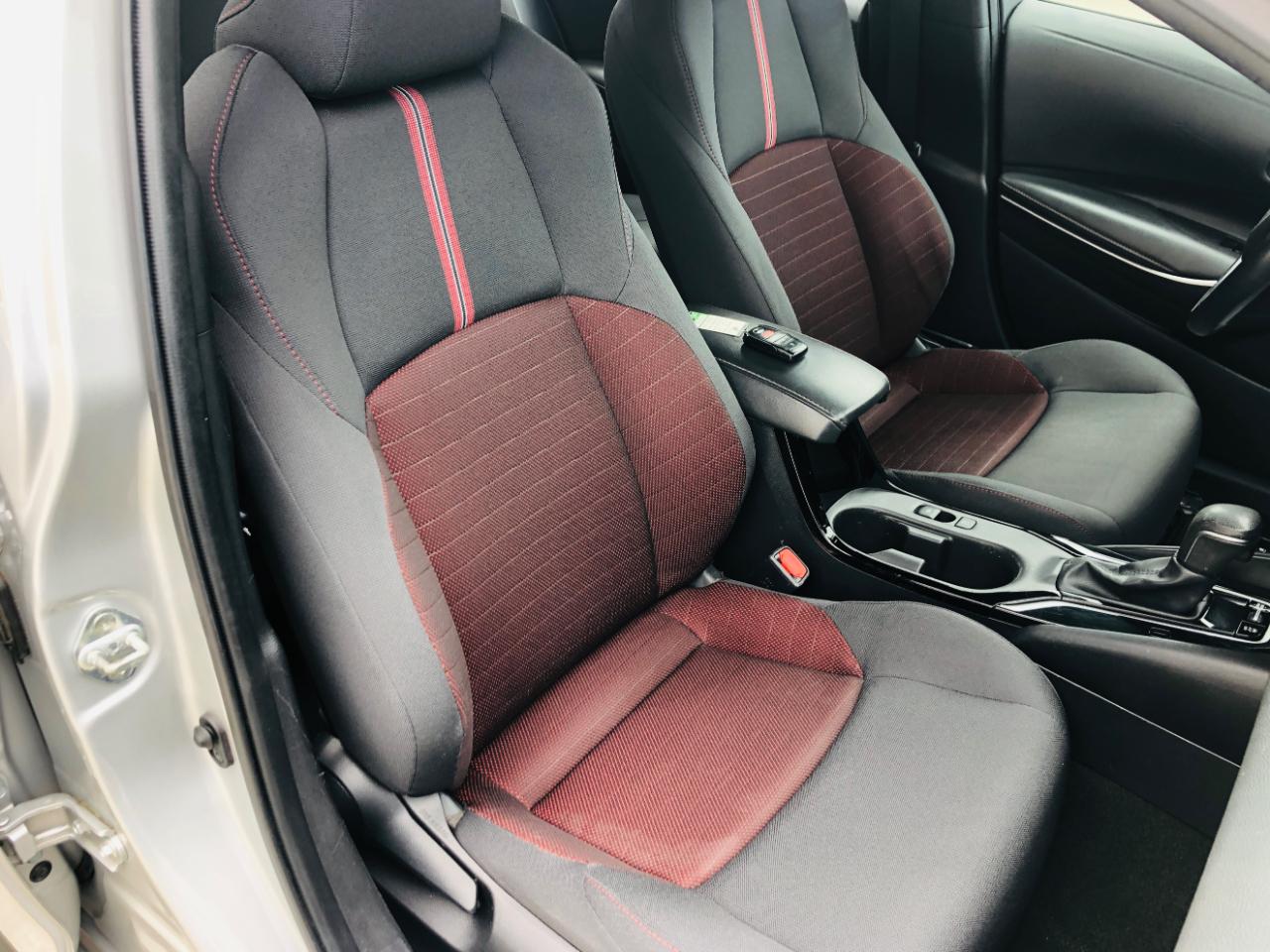 Toyota Corolla SE CVT (Natl) 2023