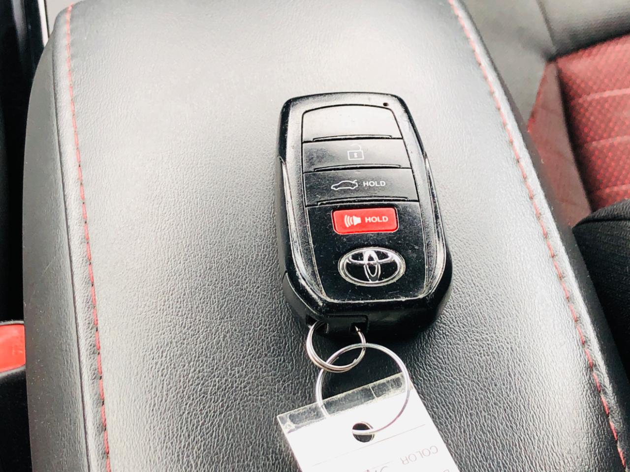 Toyota Corolla SE CVT (Natl) 2023