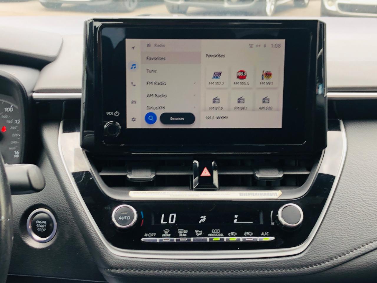 Toyota Corolla SE CVT (Natl) 2023